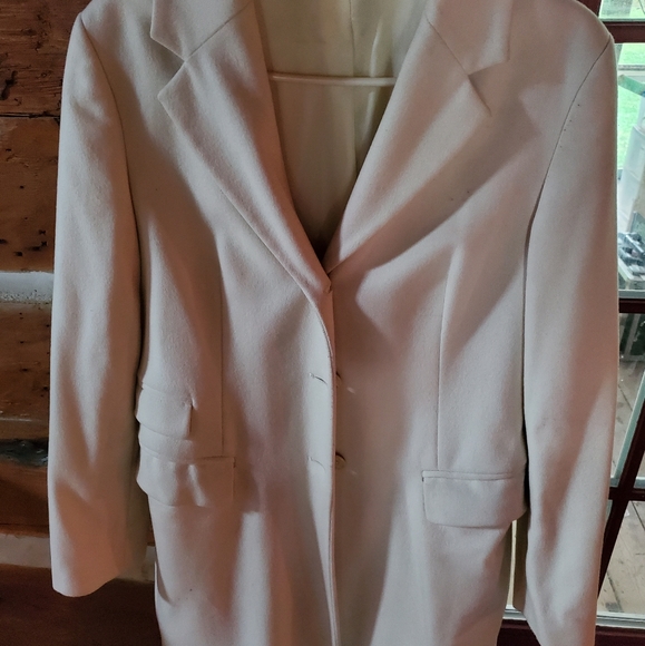 Beautiful Fall/Winter Jacket - Picture 1 of 3